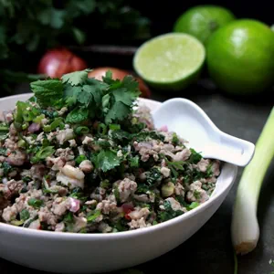 Salade de porc haché